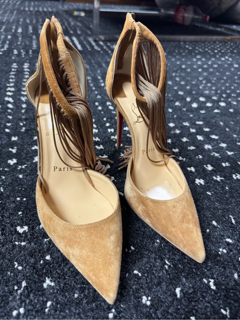 Christian Louboutin Courtain 100 camel heels